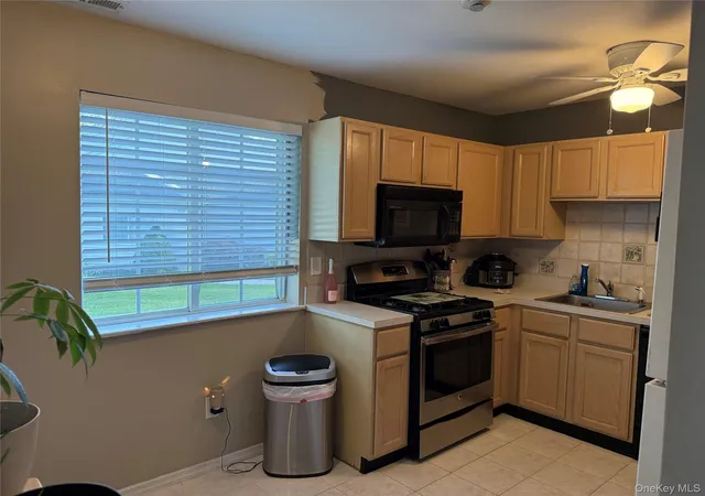 Photo 3 of Condo for sale at 104 Owls Nest Ct, Brookhaven, NY 11949 | MLS# 1038860 | Listing updated on 2026-10-01