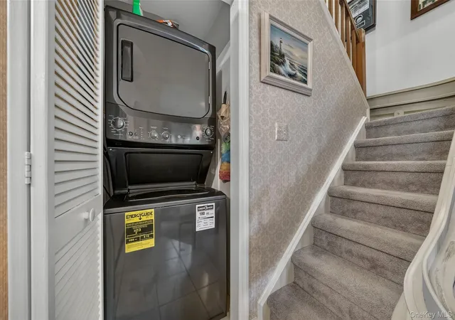 Listing Photo 2 - Condo for sale in building located at 81 Lois Ln, Monroe, NY 10950