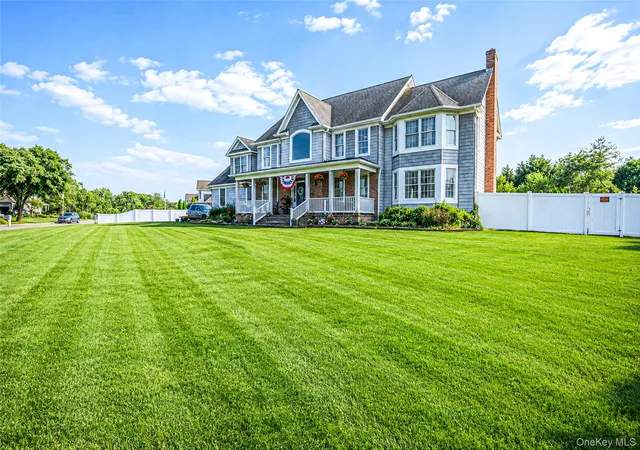 Photo 2 of Single family home for sale at 143 Meadow Path, Riverhead, NY 11792 | MLS# 1038904 | Listing updated on 2026-10-04