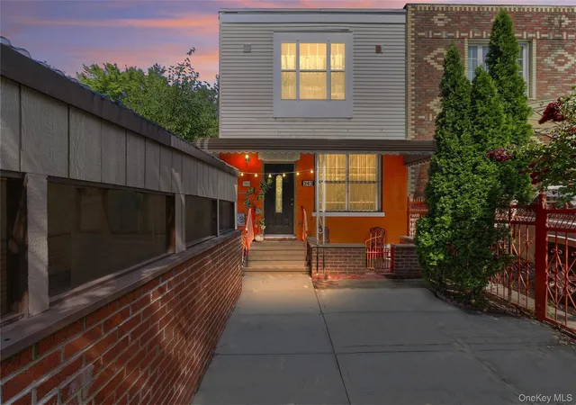 Photo 1 of Single family home for sale at 343 Hinsdale St, New York, NY 11207 | MLS# 1038906 | Listing updated on 2026-10-06