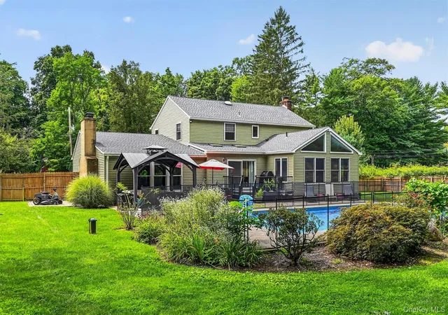 Photo 3 of Sale Pending at 3 Kevin Dr, Ramapo, NY 10901 | MLS# 1038910 | Listing updated on 2026-10-05