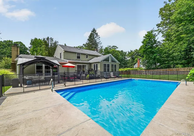 Photo 4 of Sale Pending at 3 Kevin Dr, Ramapo, NY 10901 | MLS# 1038910 | Listing updated on 2026-10-05