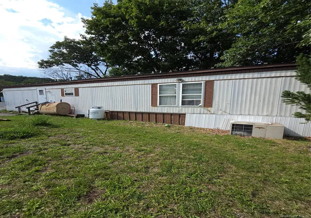 3rd image of 9 Rivercrest Rd #22, Highlands, NY 10928 | MLS# 1038916