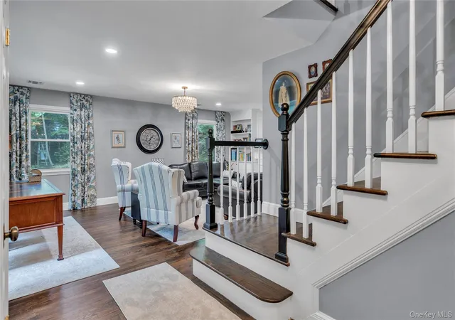 Photo 2 of Single family home for sale at 107 Fleets Cvs Rd, Huntington, NY 11743 | MLS# 1038931 | Listing updated on 2026-09-03