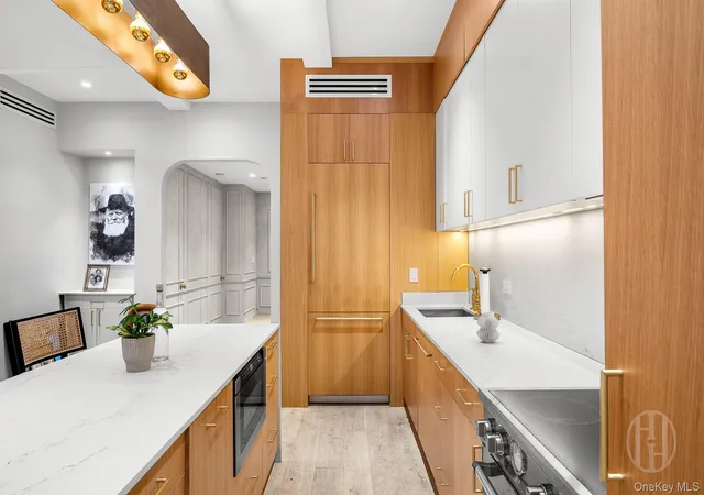 4th image of 24 W 30Th Street #5S, New York, NY 10001 | MLS# 1038944