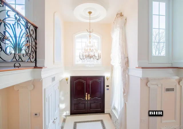 Photo 4 of Single family home for sale at 4094 Ocean Ave, New York, NY 11235 | MLS# 1038947 | Listing updated on 2026-08-18