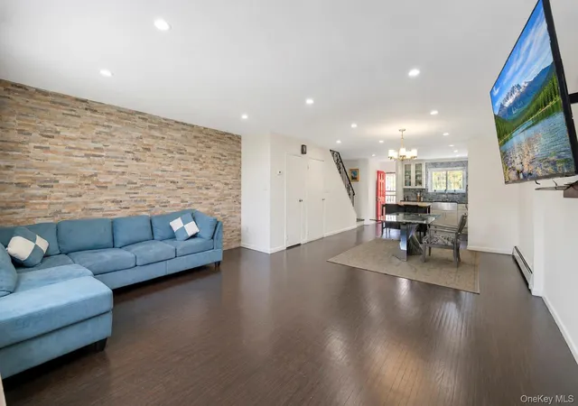 Listing Photo 5 - Condo for sale in building located at 709 Ashford St, New York, NY 11207