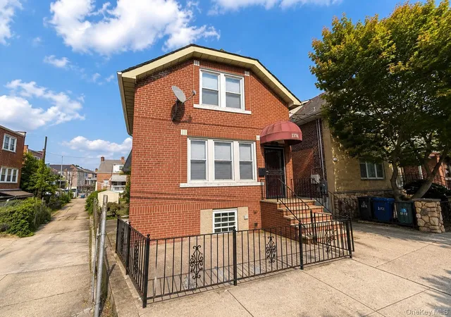 Photo 3 of Single family home for sale at 1374 Hobart Ave, New York, NY 10461 | MLS# 1039002 | Listing updated on 2026-08-20