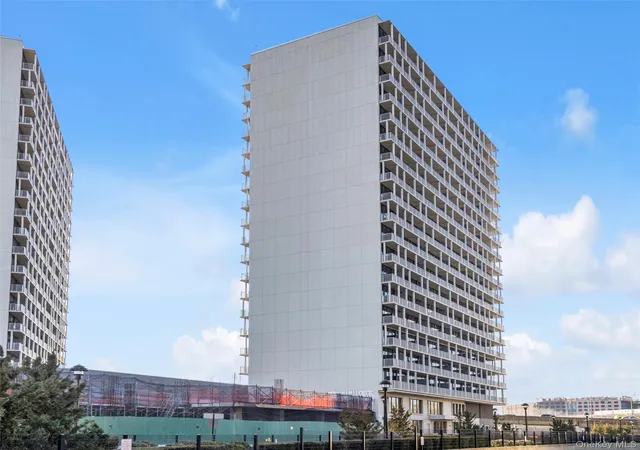 Photo 4 of Condo for sale at 131-02b 40th Road #13P, New York, NY 11354 | MLS# 1039007 | Listing updated on 2026-08-15