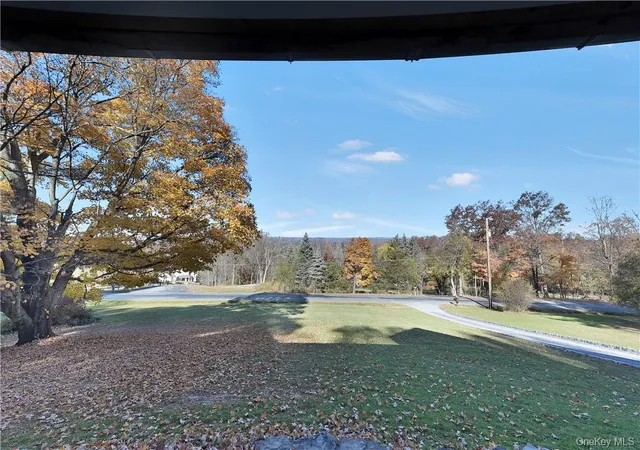 Photo 4 of Single family home for sale at 256 Ridge Rd, Hamptonburgh, NY 10916 | MLS# 1039042 | Listing updated on 2026-10-07