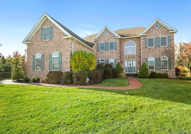 Photo 2 of Single family home for sale at 42 Deangelis Dr, Monroe, NY 10950 | MLS# 1039045 | Listing updated on 2026-08-21