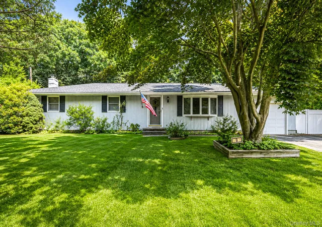 Photo 1 of Sale Pending at 9 Foxcroft Ln, Brookhaven, NY 11772 | MLS# 1039055 | Listing updated on 2026-09-05