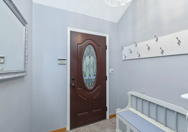 Photo 4 of Single family home for sale at 30 Long Pond Rd, Riverhead, NY 11792 | MLS# 1039087 | Listing updated on 2026-10-03
