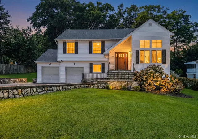 Photo 1 of Single family home for sale at 51 Keats Dr, New Windsor, NY 12553 | MLS# 1039107 | Listing updated on 2026-09-17