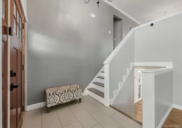 Photo 4 of Single family home for sale at 51 Keats Dr, New Windsor, NY 12553 | MLS# 1039107 | Listing updated on 2026-09-17