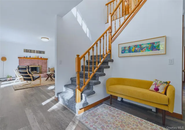 Photo 4 of Single family home for sale at 2 Durmo Rd, Gardiner, NY 12561 | MLS# 1039110 | Listing updated on 2026-10-05