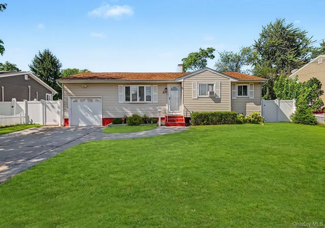 Photo 1 of Sale Pending at 81 Ellery St, Islip, NY 11717 | MLS# 1039115 | Listing updated on 2026-09-02