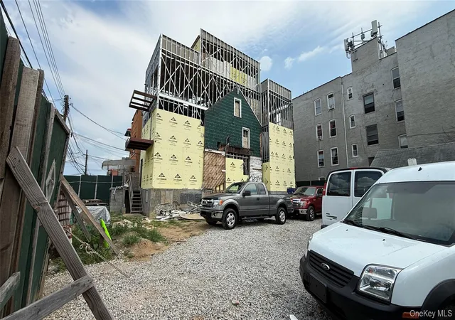 Photo 3 of Single family home for sale at 112 08 39th Avenue, New York, NY 11368 | MLS# 1039116 | Listing updated on 2026-08-16