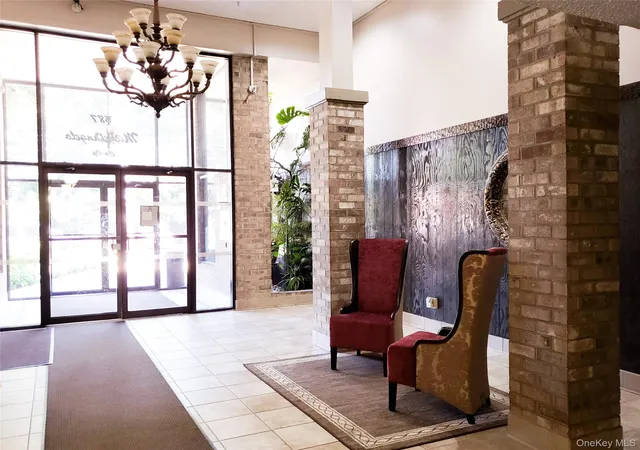 Listing Photo 4 - Condo for sale in building located at 687 Bronx River Rd, Yonkers, NY 10701 - Unit #1J