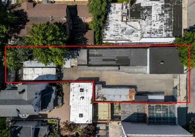 Photo 3 of Land for sale at 21120 Northern Blvd, New York, NY 11361 | MLS# 1039133 | Listing updated on 2026-10-08