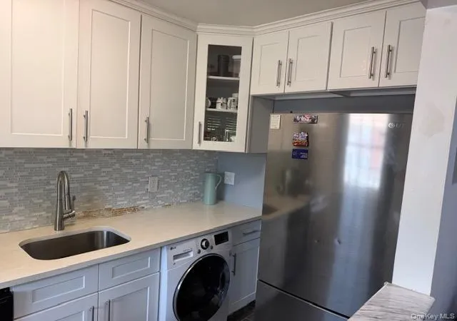 Listing Photo 5 - Condo for sale in building located at 65-50 224Th St, Bayside, NY 11364 - Unit #B