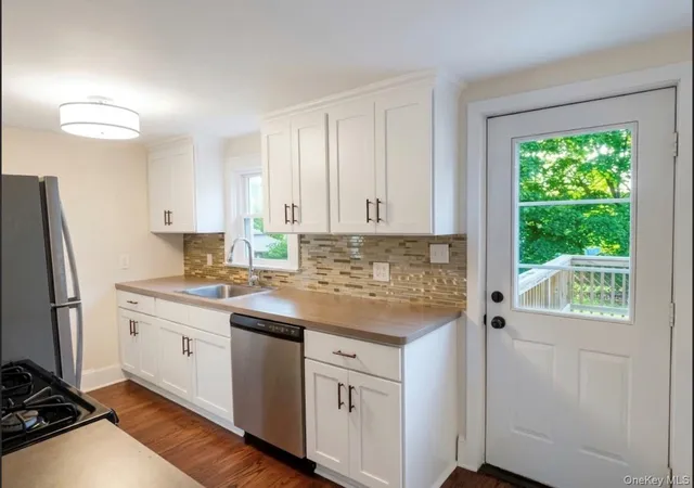 Photo 4 of Sale Pending at 26 Gardner Ave, Middletown, NY 10940 | MLS# 1039162 | Listing updated on 2026-09-19