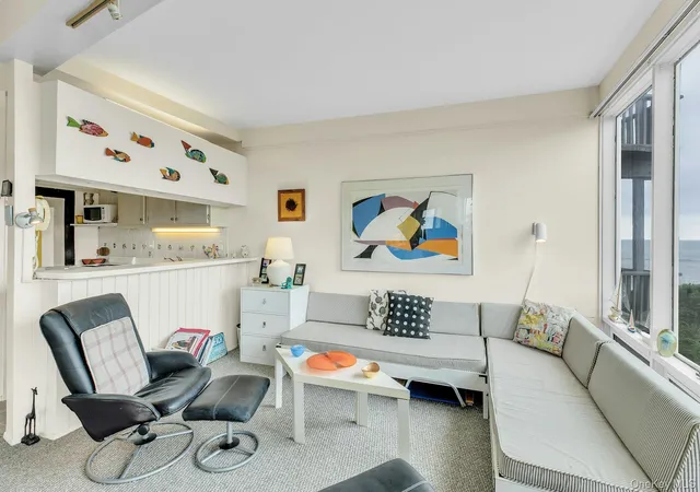 Listing Photo 5 - Condo for sale in building located at 101 Dune Rd, Southampton, NY 11968 - Unit #C-8