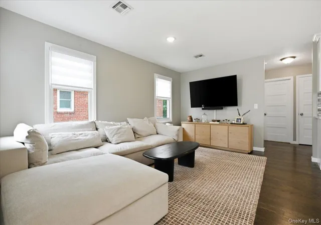 Photo 2 of Single family home for sale at 47 Fendale St, Hempstead, NY 11010 | MLS# 1039188 | Listing updated on 2026-09-05