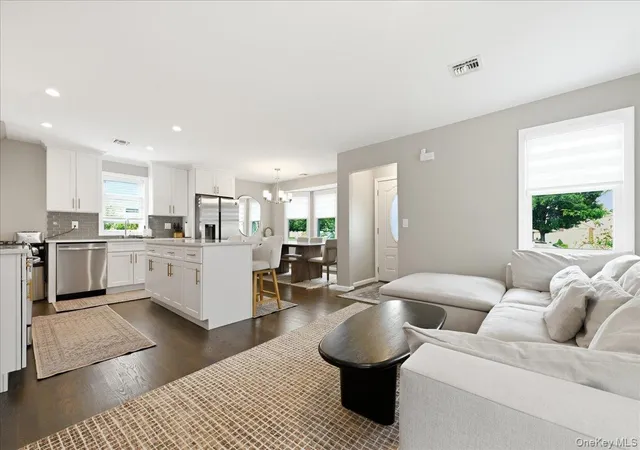 Photo 2 of Single family home for sale at 47 Fendale St, Hempstead, NY 11010 | MLS# 1039188 | Listing updated on 2026-10-06