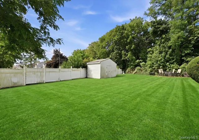 31st image of 3790 Waverly Ave, Hempstead, NY 11783 | MLS# 1039207