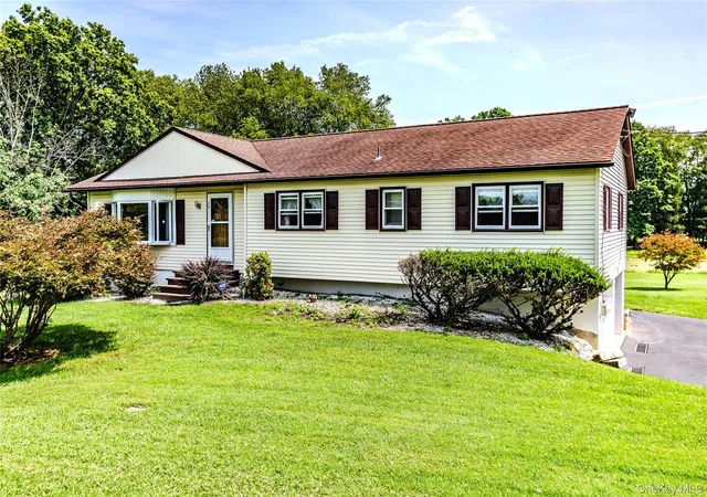 3rd image of 26 Beatty Ln, Crawford, NY 12566 | MLS# 1039262
