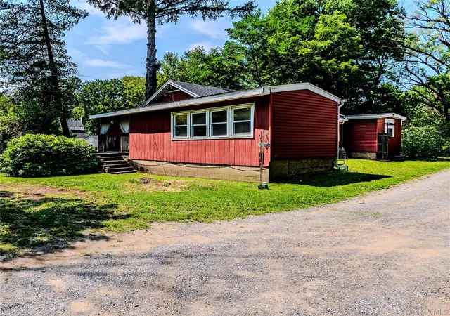 Photo 1 of Single family home for sale at 95 Riley Rd, New Windsor, NY 12553 | MLS# 1039263 | Listing updated on 2026-09-29