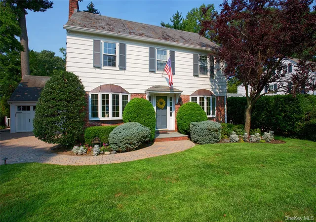 Photo 1 of Single family home for sale at 69 Eakins Rd, North Hempstead, NY 11030 | MLS# 1039265 | Listing updated on 2026-10-02