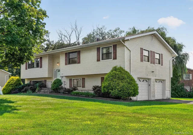 Photo 3 of Sale Pending at 59 Mallory Rd, Ramapo, NY 10977 | MLS# 1039267 | Listing updated on 2026-09-05