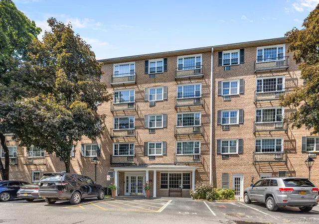 1st image of 2 Consulate Dr #3G, Eastchester, NY 10707 | MLS# 1039272