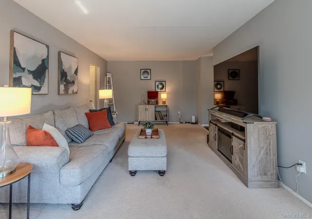 2nd image of 23 Village Park Dr #3B, Fishkill, NY 12524 | MLS# 1039276