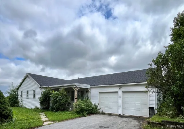 2nd image of 370 Greeves Rd, Wawayanda, NY 10958 | MLS# 1039279
