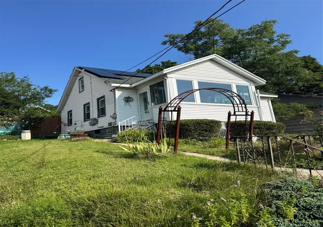 1st image of 16 Earle St #14 1/2, Middletown, NY 10940 | MLS# 1039284