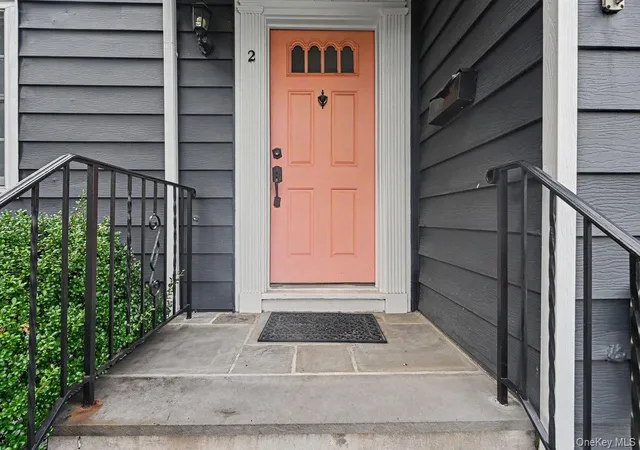 Photo 4 of Single family home for sale at 2 Edward St, Harrison, NY 10604 | MLS# 1039285 | Listing updated on 2026-09-05
