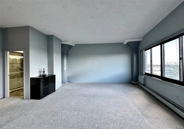 Photo 3 of House for sale at 10 Bay St Landing #2B, New York, NY 10301 | MLS# 1039299 | Listing updated on 2026-08-17