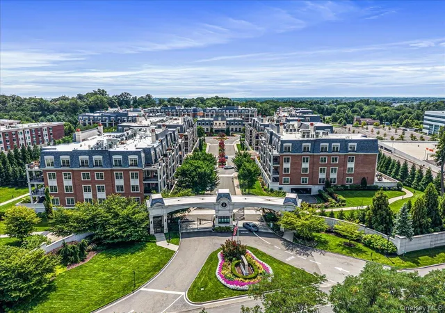 Photo 1 of Condo for sale at 6000 Royal Ct #6006, North Hempstead, NY 11040 | MLS# 1039302 | Listing updated on 2026-09-25