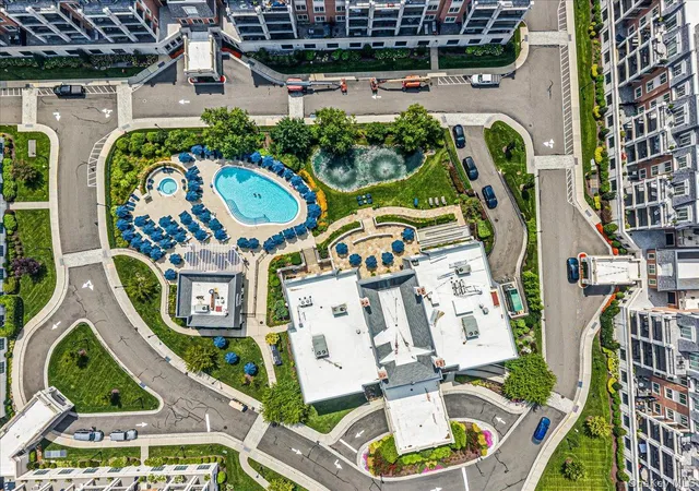 Photo 3 of Condo for sale at 6000 Royal Ct #6006, North Hempstead, NY 11040 | MLS# 1039302 | Listing updated on 2026-09-25