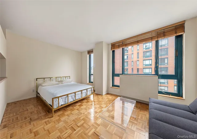 Condo for sale at 1 Irving Pl #U17H, New York, NY 10003 | MLS# 1039311