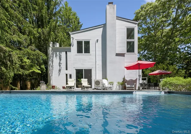 1st image of 640 Hands Creek Road, East Hampton, NY 11937 | MLS# 1039312