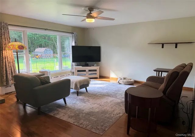 Photo 3 of Single family home for sale at 412 Brown Rd, Wawarsing, NY 12428 | MLS# 1039337 | Listing updated on 2026-09-06