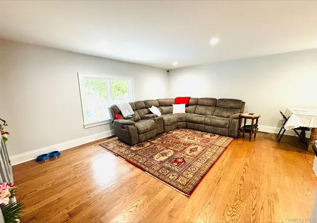 Photo 4 of Manufactured home for sale at 41 Carls Pl #41, Riverhead, NY 11901 | MLS# 1039340 | Listing updated on 2026-10-04