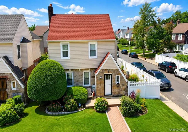 2nd image of 24 28 160 St, New York, NY 11357 | MLS# 1039357