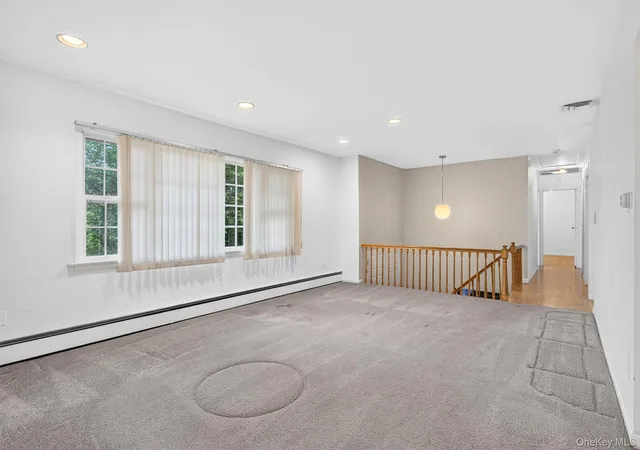 Photo 4 of Single family home for sale at 3 Tara Dr, Ramapo, NY 10970 | MLS# 1039361 | Listing updated on 2026-10-20