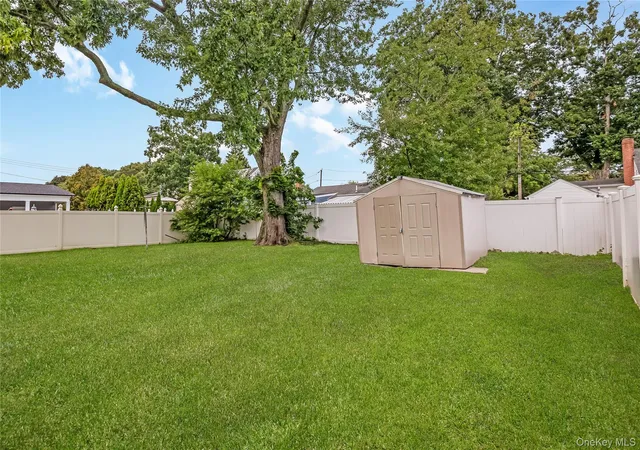 Photo 3 of Sale Pending at 11 Delano Pl, West Babylon, NY 11704 | MLS# 1039362 | Listing updated on 2026-09-29