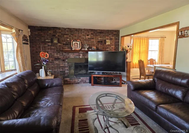 Photo 2 of Single family home for sale at 147 Miller Rd, Oyster Bay, NY 11801 | MLS# 1039376 | Listing updated on 2026-08-28